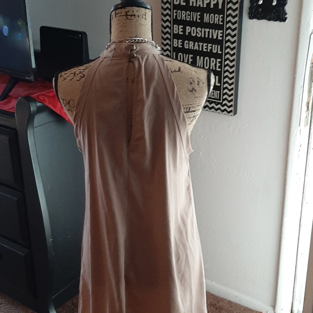 Dress - Picture 2 of 5